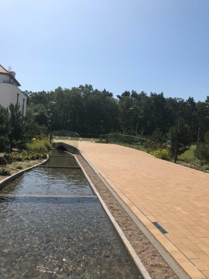 Apartament Baltica Z Ogrodkiem - W Ustronnym Miejscu Tuz Przy Plazy Rogowo  Exterior photo